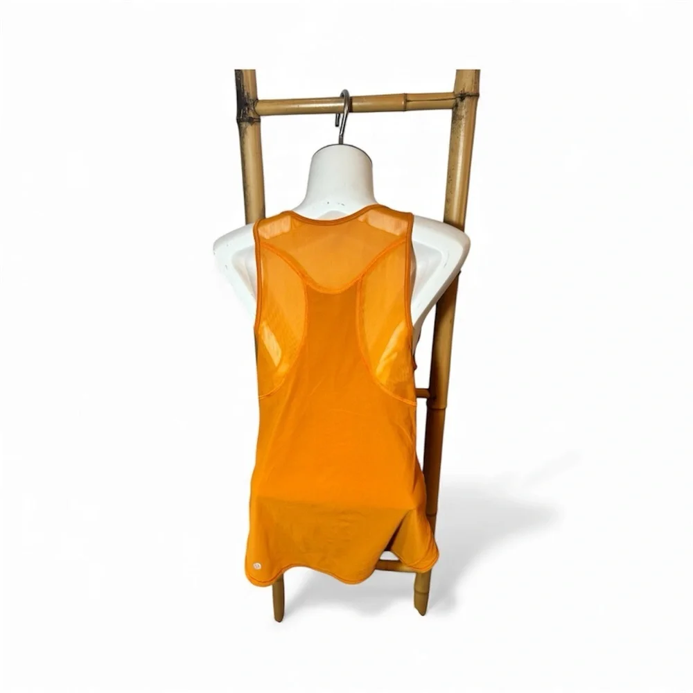 Lululemon Sculpt Tank - Size 6 - Picture 5 of 8